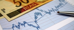 bancos-recompoem-spreads-e-aumentam-juros-na-ponta